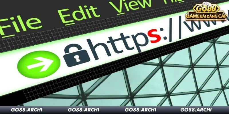 Nhìn thanh địa chỉ và giao diện để nhận diện link chuẩn